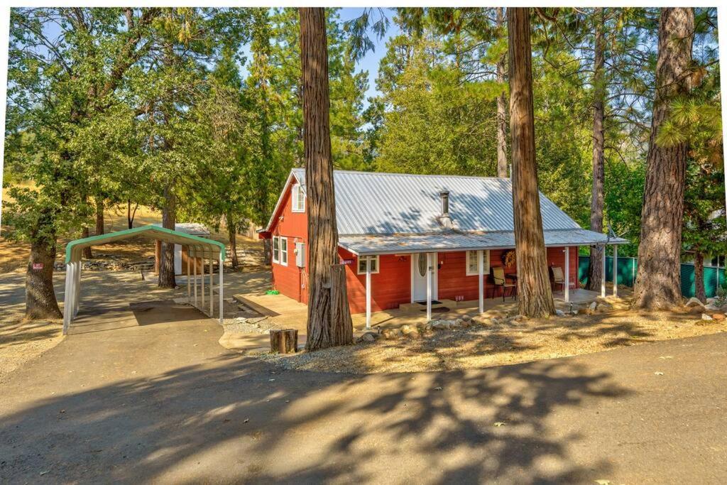 Acorn Cabin - Charming Place, Your Getaway To Yosemite, Bass Lake Oakhurst Exterior photo