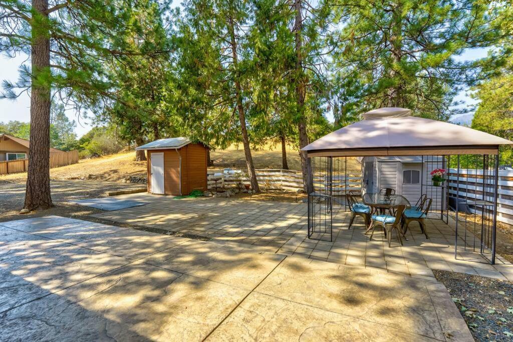 Acorn Cabin - Charming Place, Your Getaway To Yosemite, Bass Lake Oakhurst Exterior photo