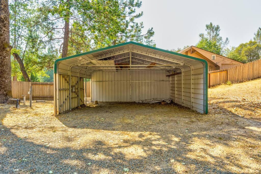 Acorn Cabin - Charming Place, Your Getaway To Yosemite, Bass Lake Oakhurst Exterior photo